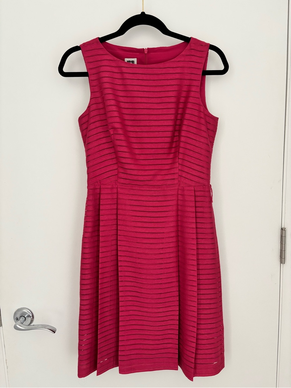 Anne Klein Sleeveless Pink Dress w Belt